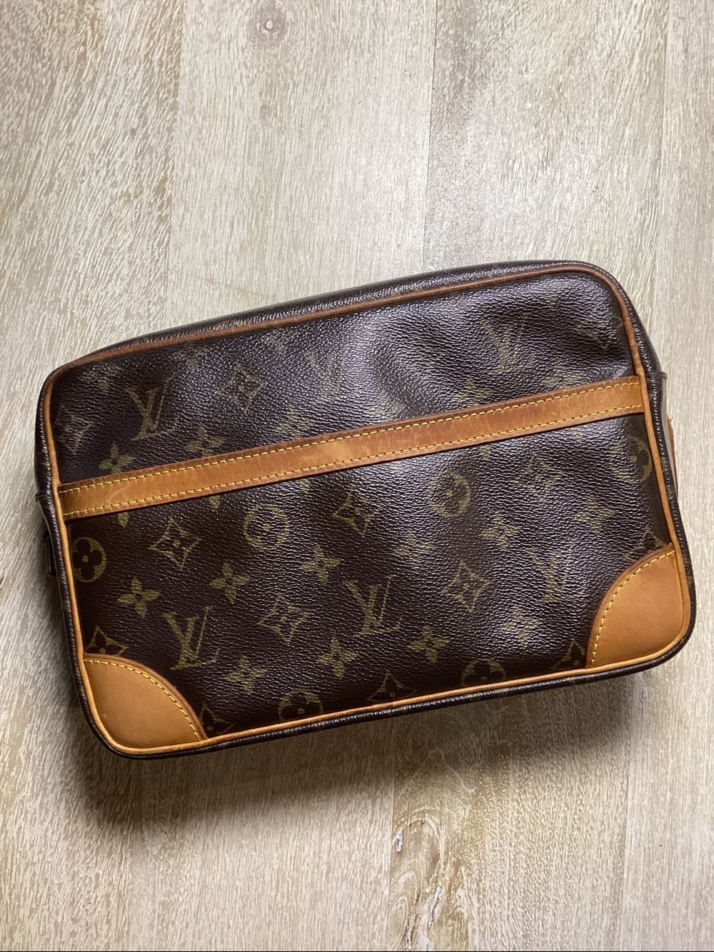 Authentic LOUIS VUITTON Toiletries Cosmetics Travel Bag Monogram Trocadero 27